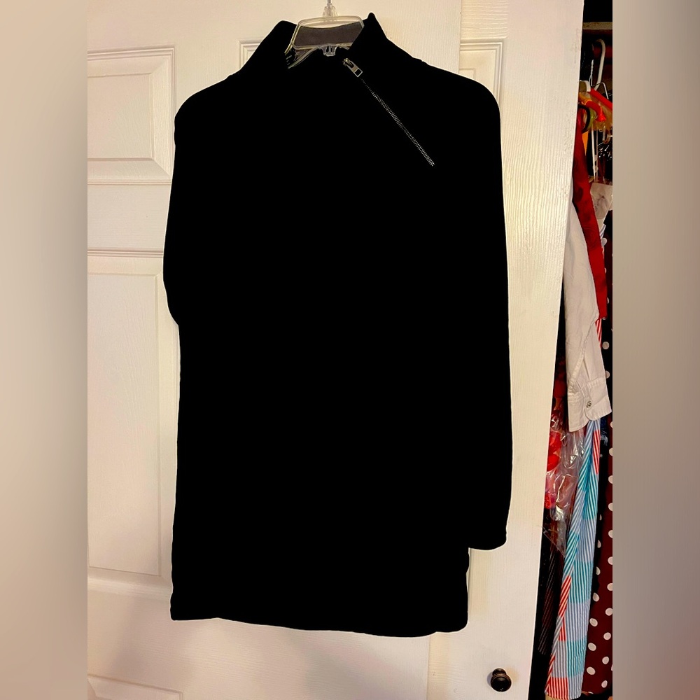 Athleta- Fleece lined black dress size M